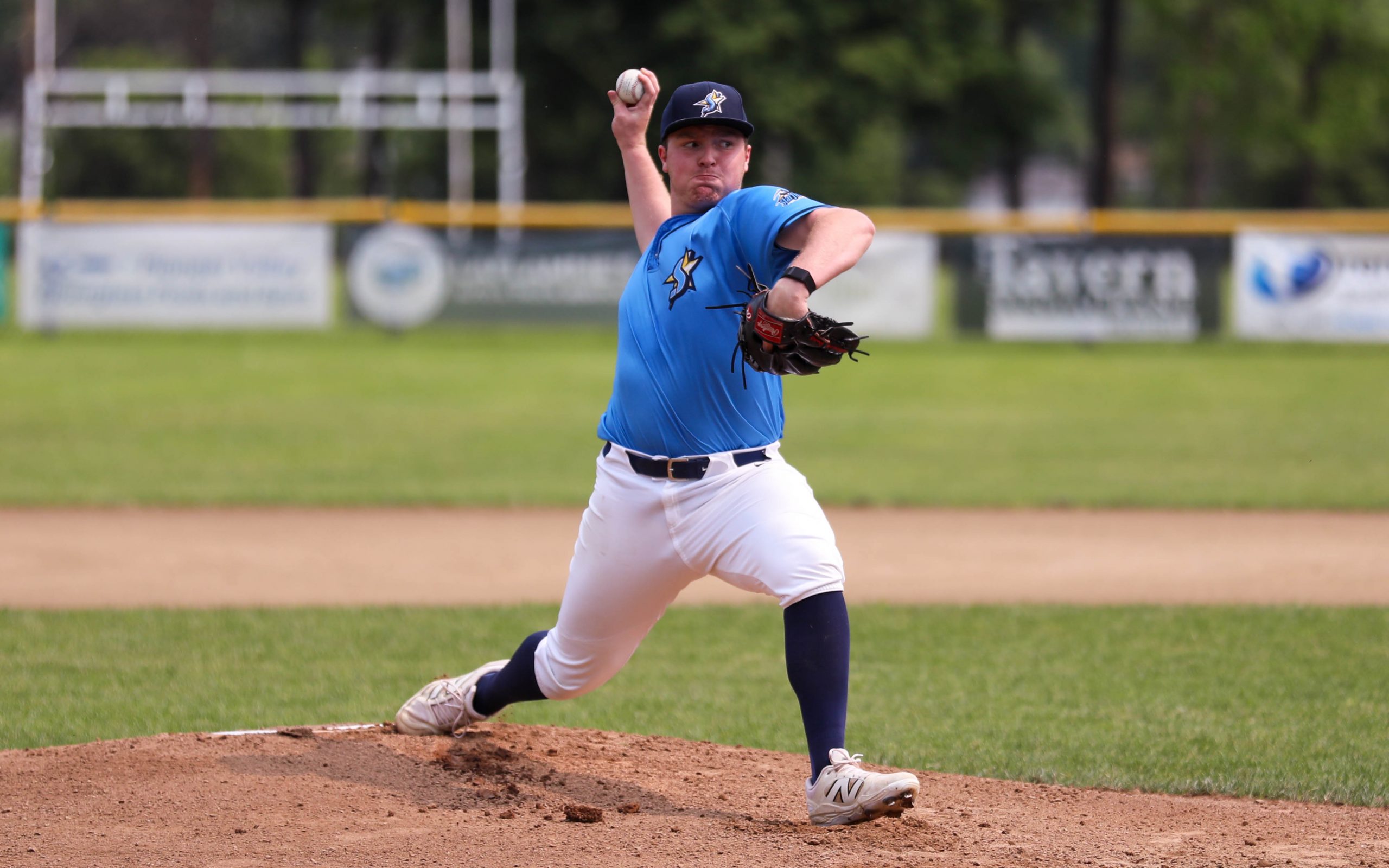 Connor Niemiec pitches vs Nashua