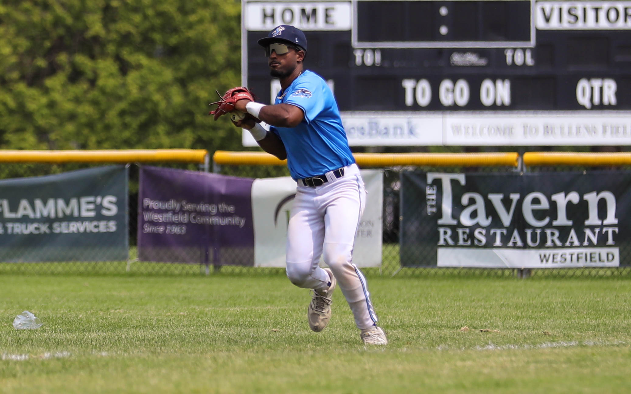 Ben Williams makes a catch for the Starfires