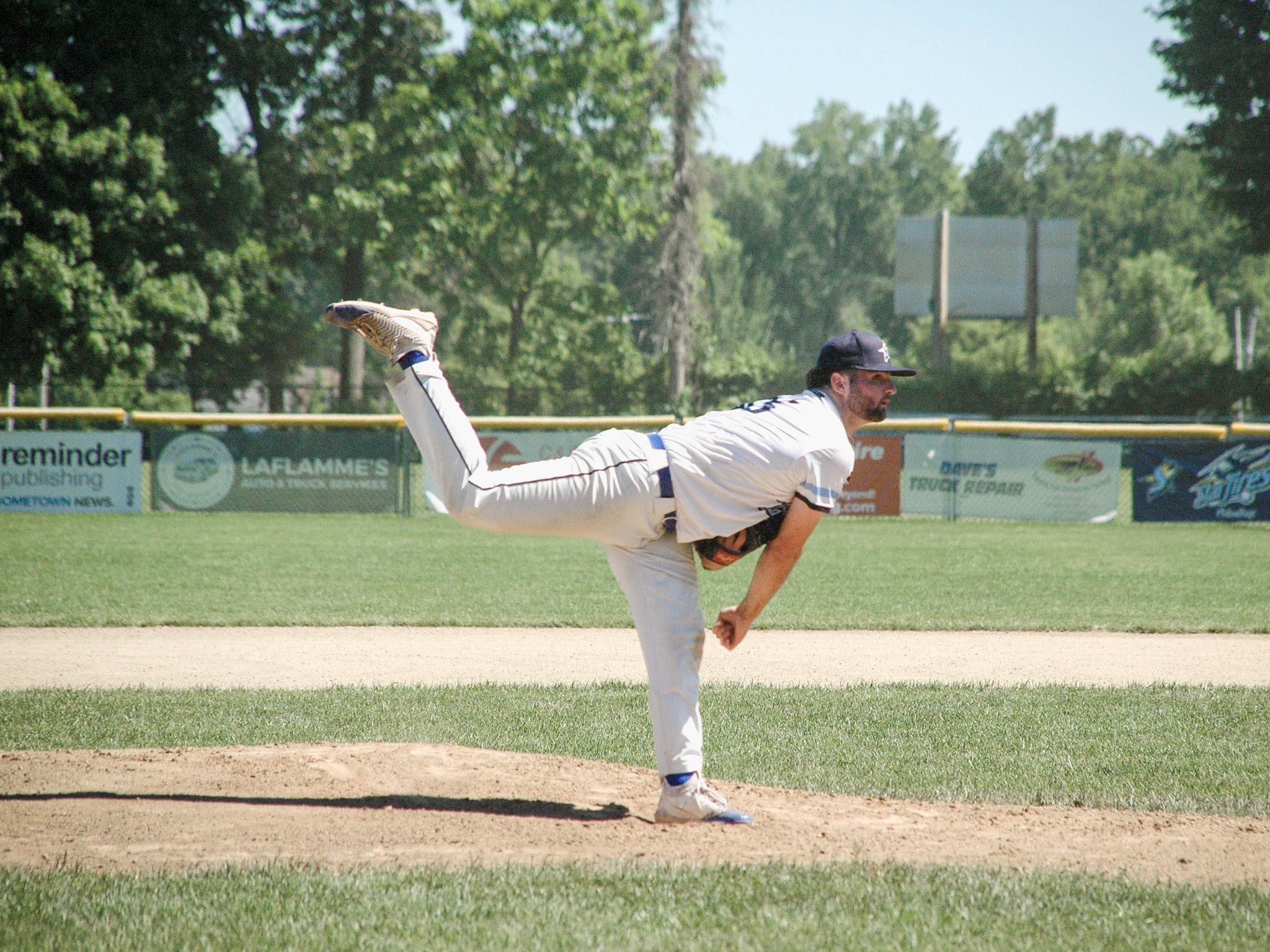 Tyler Dunlea pitching